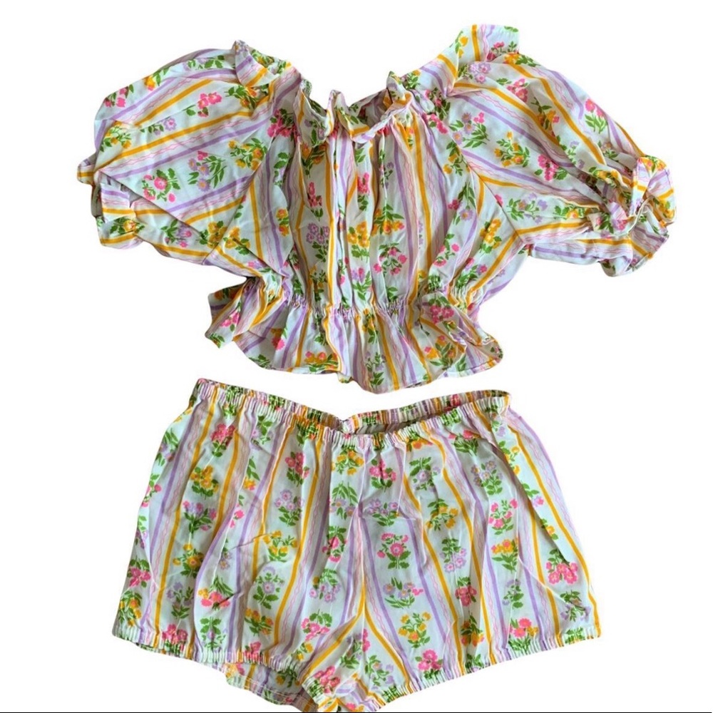 ISO >> VINTAGE 70s BLOOMERS SET << LOOKING FOR